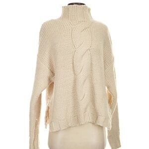 Zara size small sweater